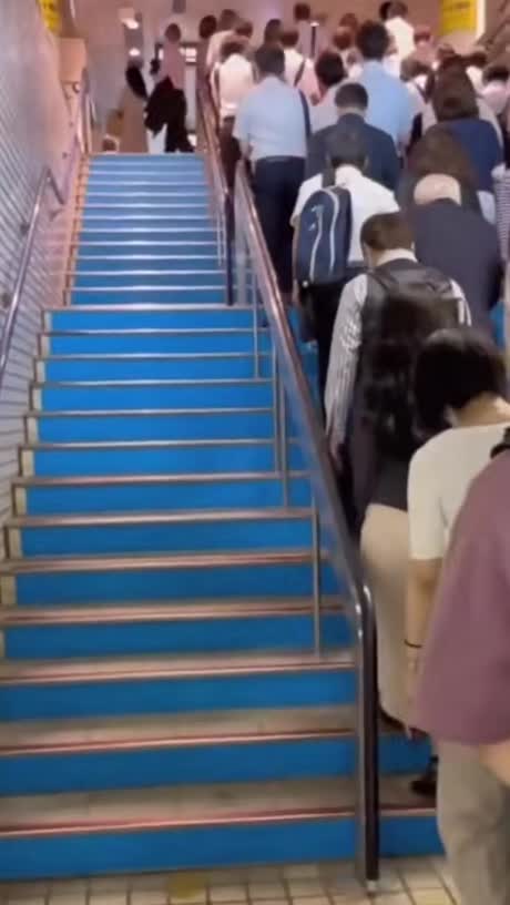 Японские маты на японском. Красивые фразы на японском. Русско-японский словарь с транскрипцией. Разговорник японского языка. Русско-японский разговорник с транскрипцией и произношением.