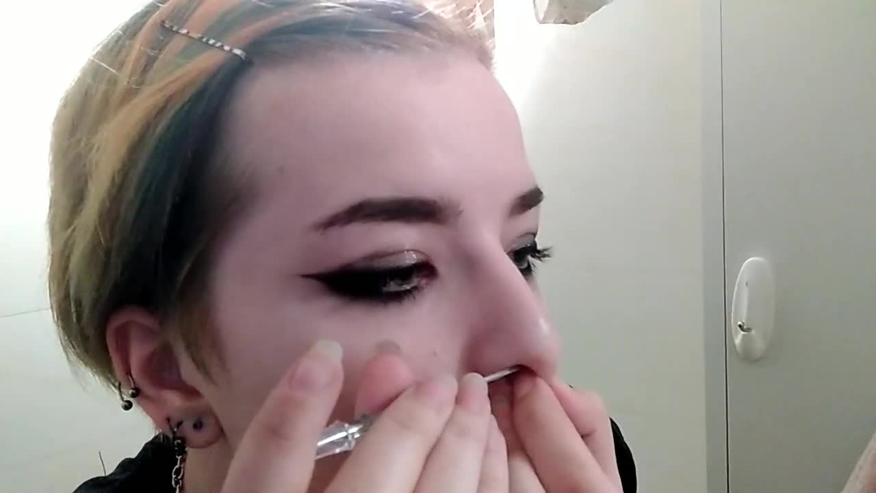 кривой септум. септум золотое кольцо. кривой септум. пирсинг козелок септум. кривой септум.