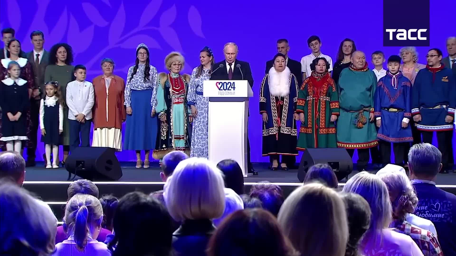 традиции семьи толстого