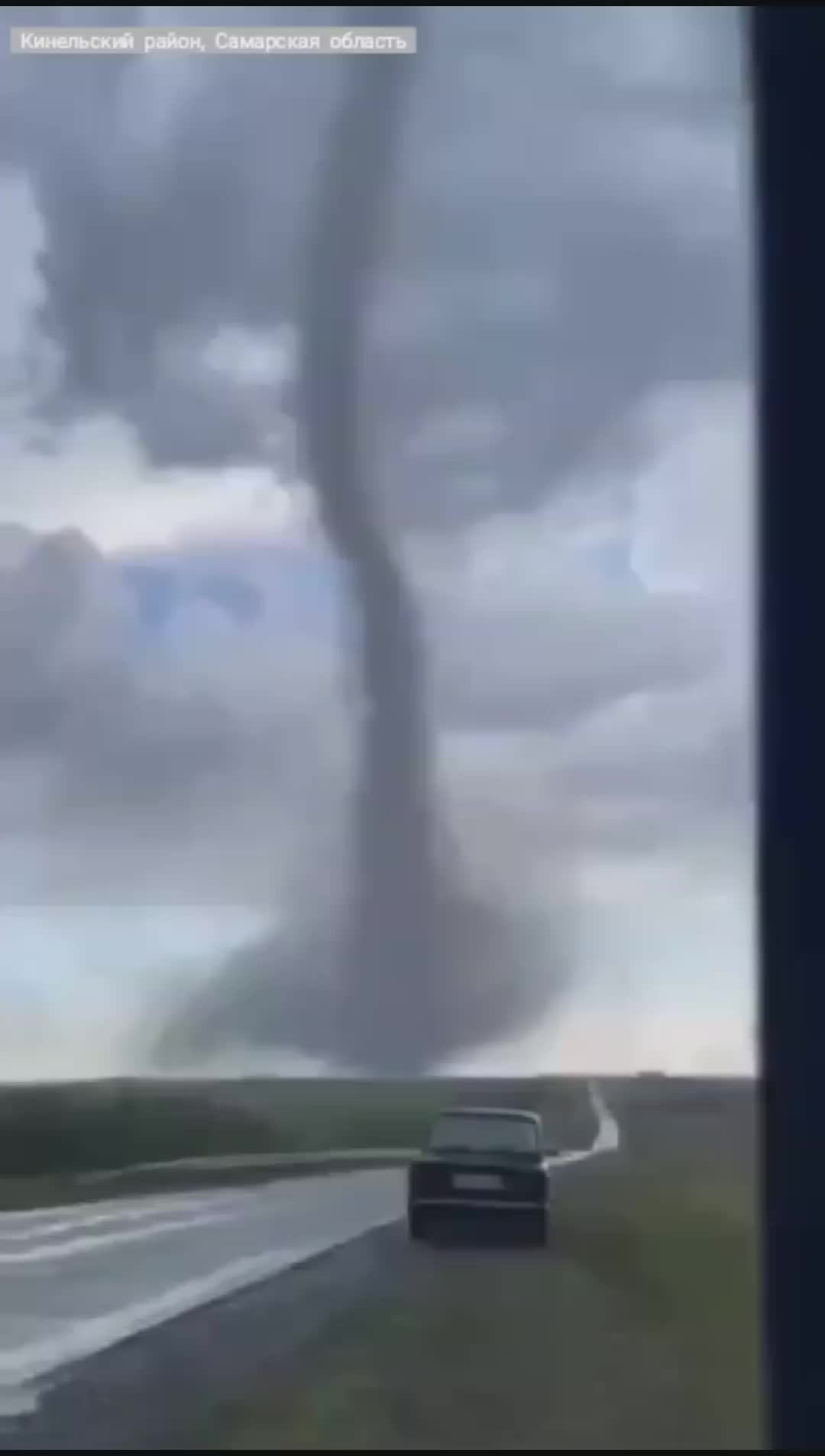 Торнадо f3 смерч. Смерч в сургуте. Торнадо в небраске. Где проходит смерч. Внутри торнадо.