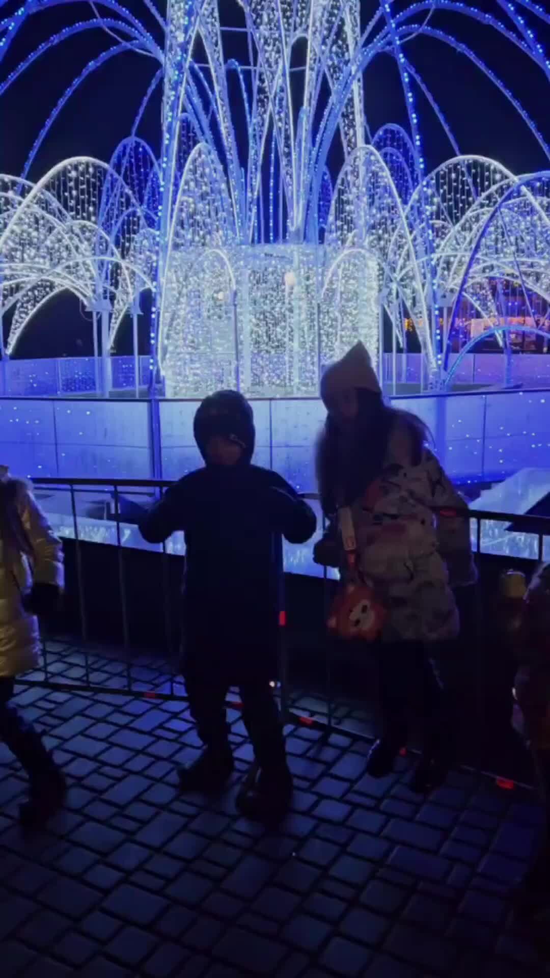 Купание в проруби петропавловка. Нырнуть в прорубь на крещение в москве 2022. Новомичуринск прорубь. Крещенская ночь. В ночь на 19 января.