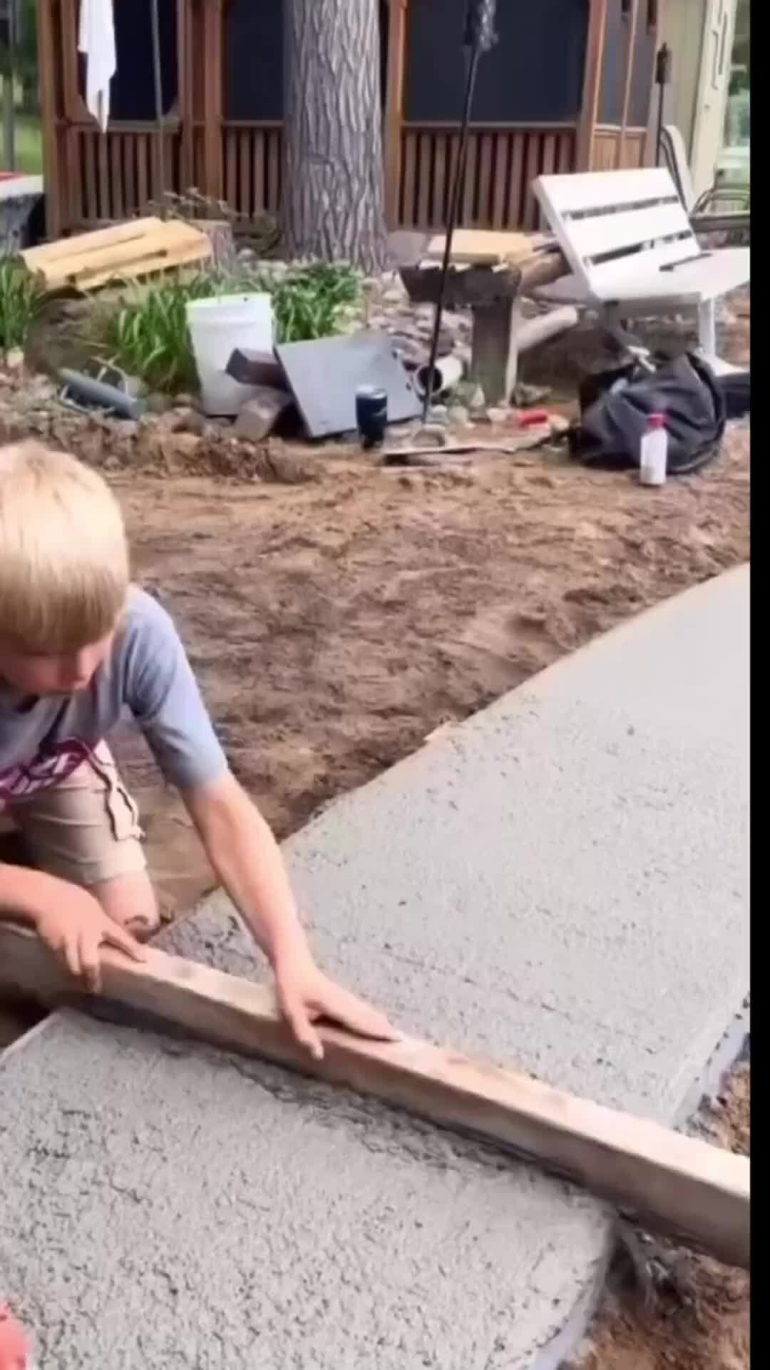 Rutube logo png. как добавить друга в дискорд. пригласительные ссылки в телеграм. минусы жизни в сша. канал помощник.