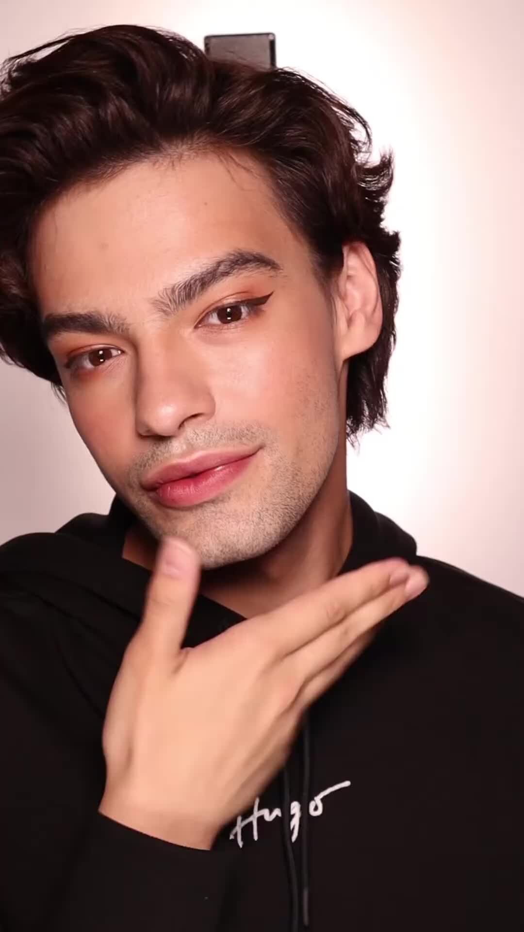 RUSTEM BEAUTY | Можно ли научить всю СТРАНУ рисовать стрелки? ?? | Дзен