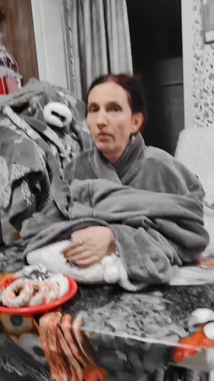 Не даст вам ни. Не даст вам ни