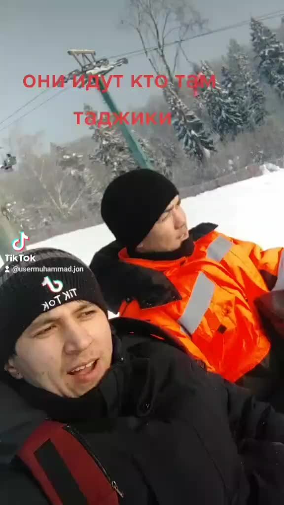 Якутская зима. Якутия 2020 зима. Зимой в якутске перчатках. Якутия зима девушки. Якутия 2020 зима.