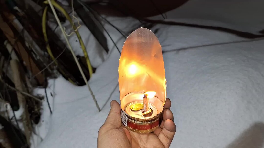 Горели свечи про маму. Прощальная свеча. Свеча памяти маме. Горели свечи про маму. Живи пока тебе живётся.