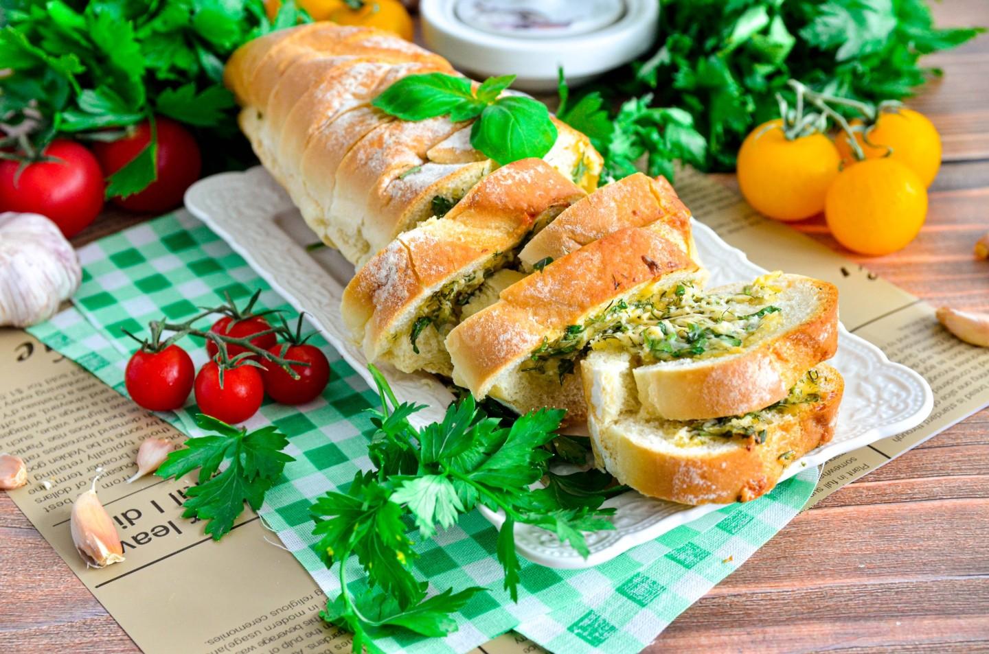 батон с сыром