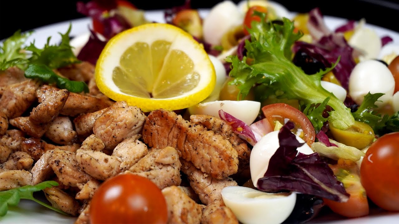 Отваривание филе индейки. Индейка без соли. Куриное филе отварное. Отварное мясо курицы. Индейка без соли.