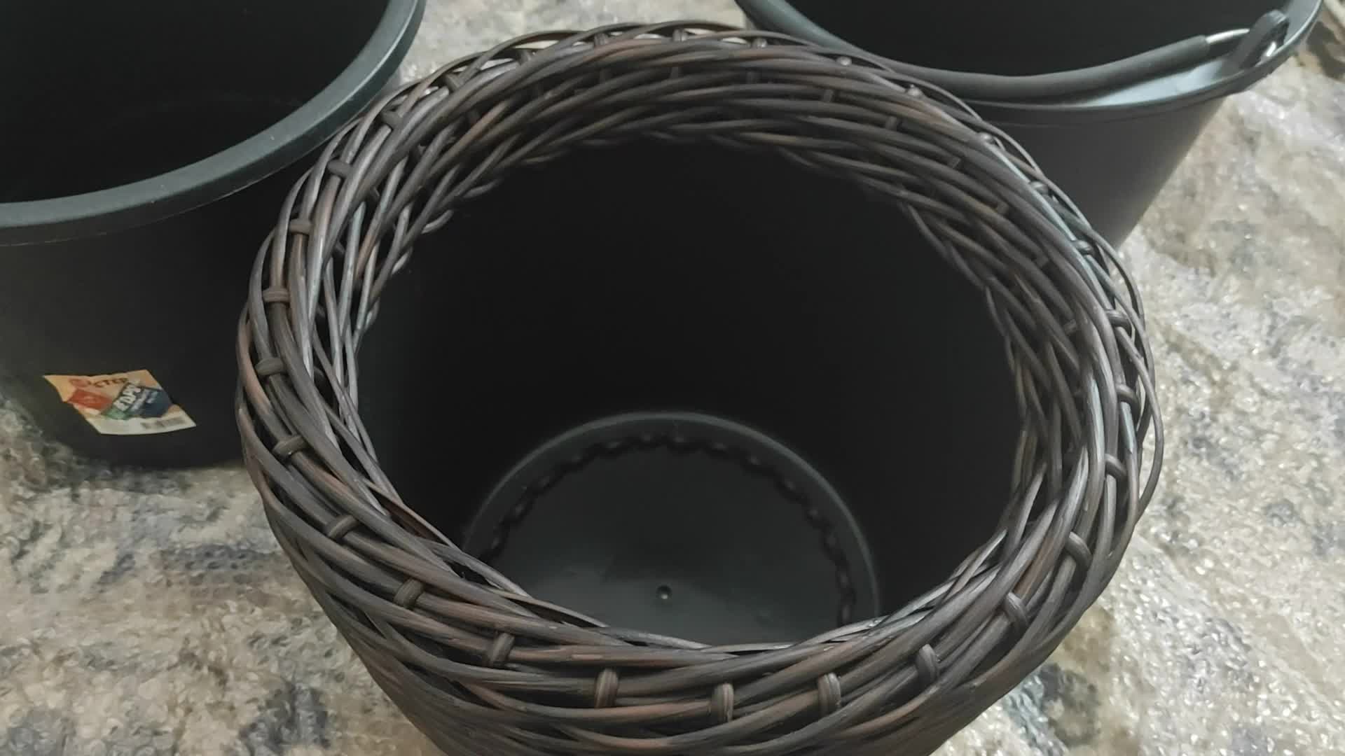 Кашпо из ротанга для начинающих пошагово