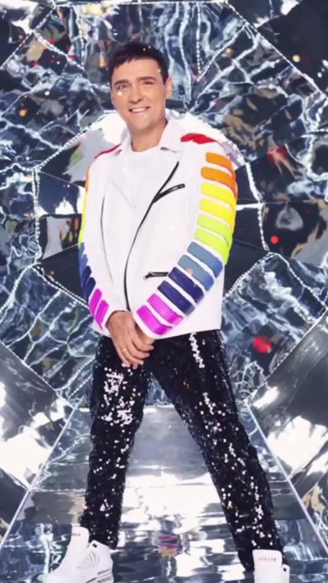 Шатунов рост. Юра шатунов 2007. Юра шатунов падают листья. Шатунов день. Юра шатунов день рождения клип.