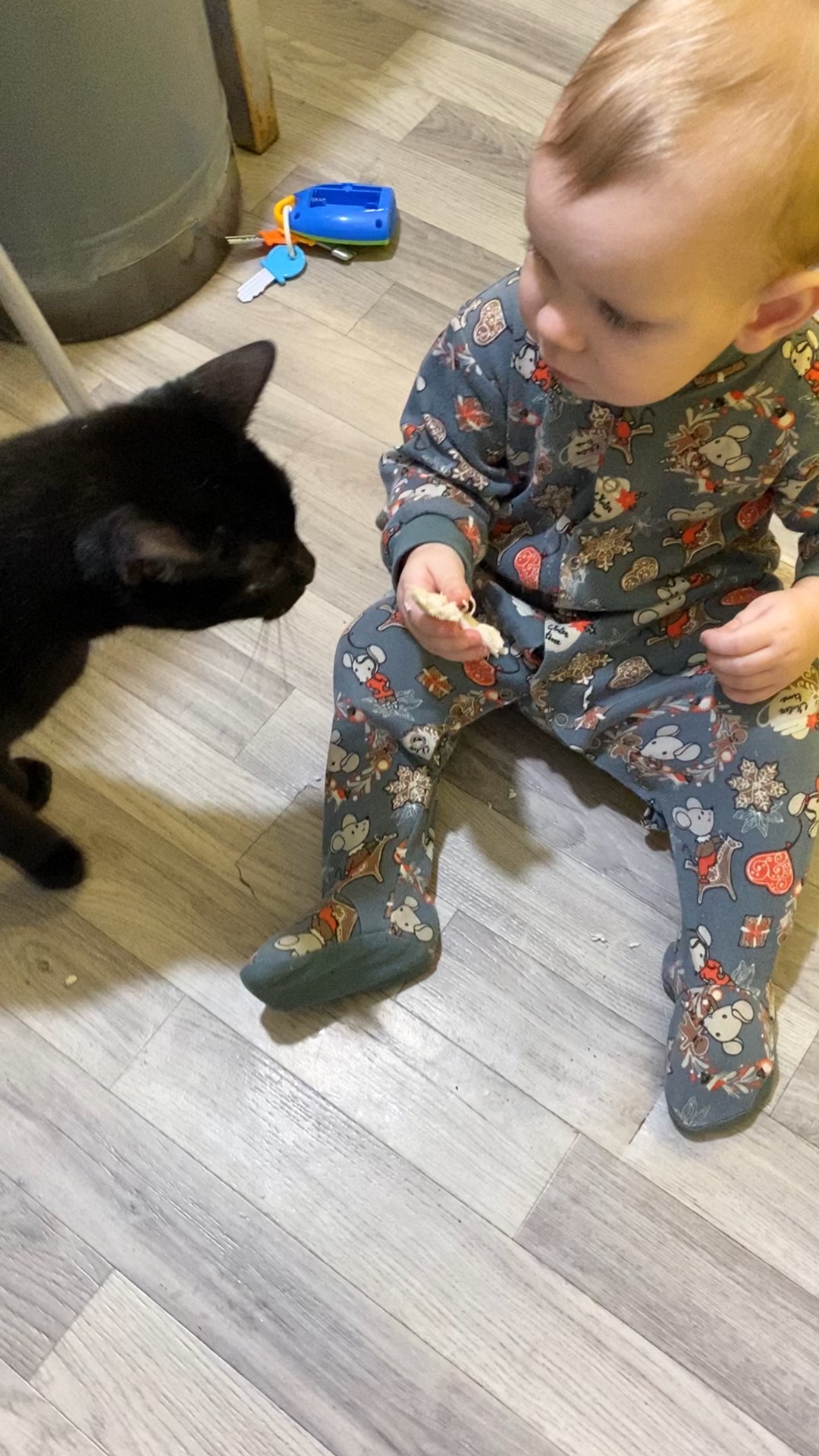 Как понять что ребёнок не наедается грудным молоком. Еда для детей. Выработка грудного молока. Ребенок не наедается 3 месяца. Ребенок не наедается 3 месяца.