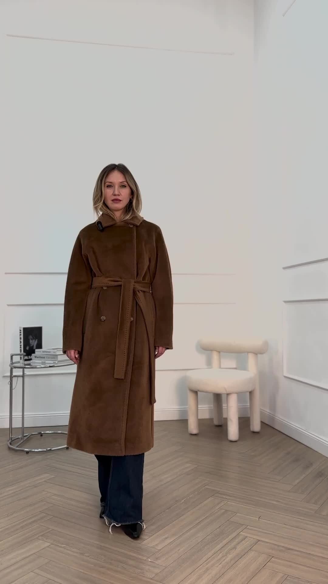 Модные пальто из шерсти. Пальто теплое женское. Шерстяное пальто на зиму. Зимнее пальто в клетку женское. Пальто кашемировое осень-зима 2021.