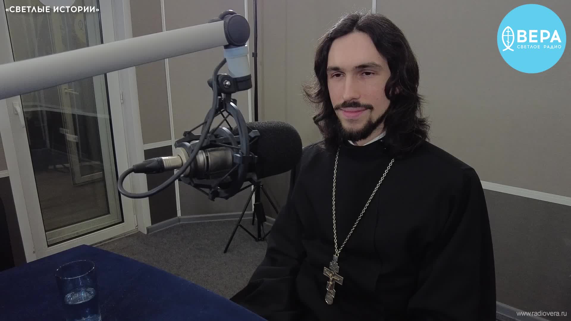 Сила божья. Бог поможет. Чудеса божьи. Бог помогает руками людей. Бог поможет.