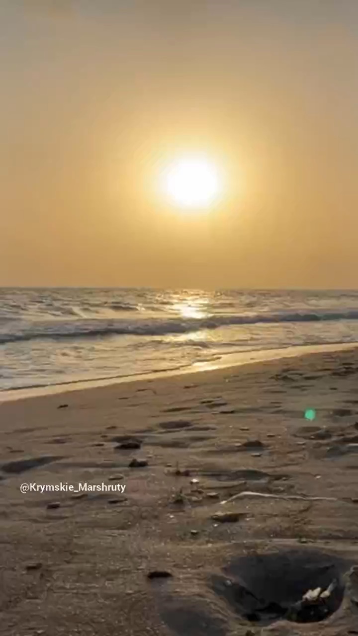 красное небо. забытые закаты песня. солдат на рассвете. закат обложка. солдат на закате.