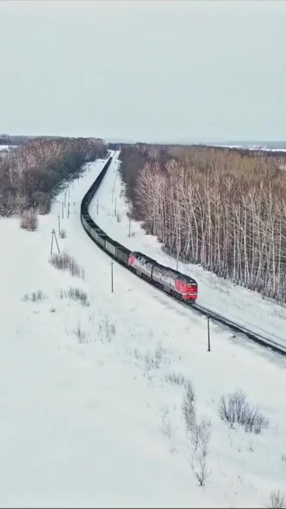 Поезд 2 километра длиной