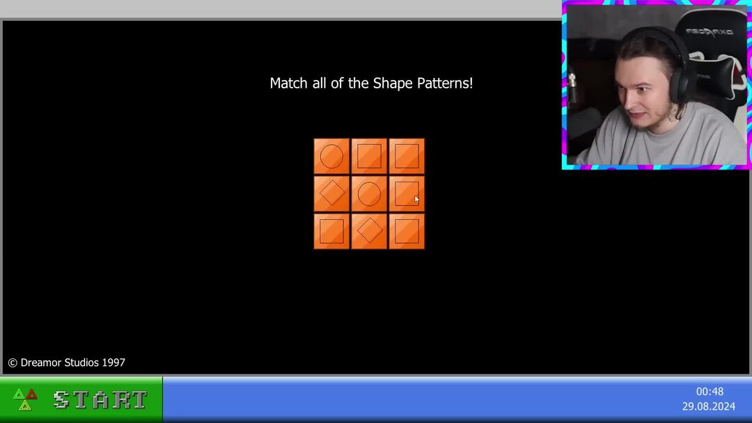 98xx играть. 98xx julian hororror. Прыгающий джулиан. 98xx играть. Игры xx.