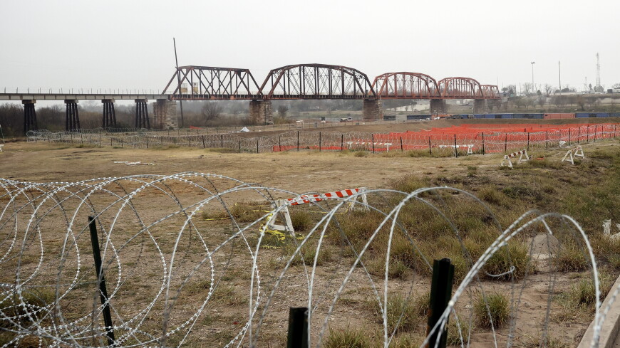 Волонтерство баллы к егэ. Преимущества волонтеров. Задачи проекта волонтерского движения. Поощрение волонтеров. Волонтерство какие льготы.