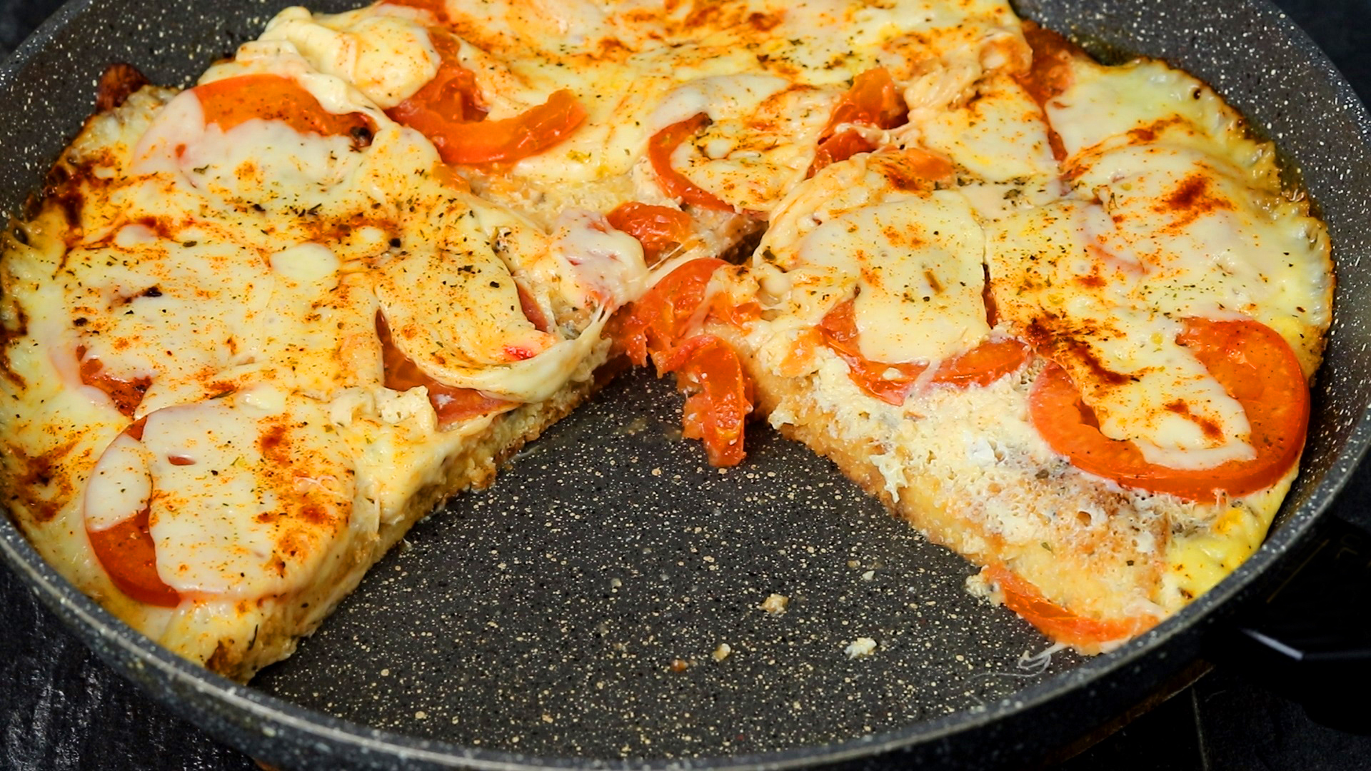 Куриные сердечки в сметане. Завтрак. Пицца в форме сердечка. Жареные куриные сердечки. Приготовить куриные сердечки.