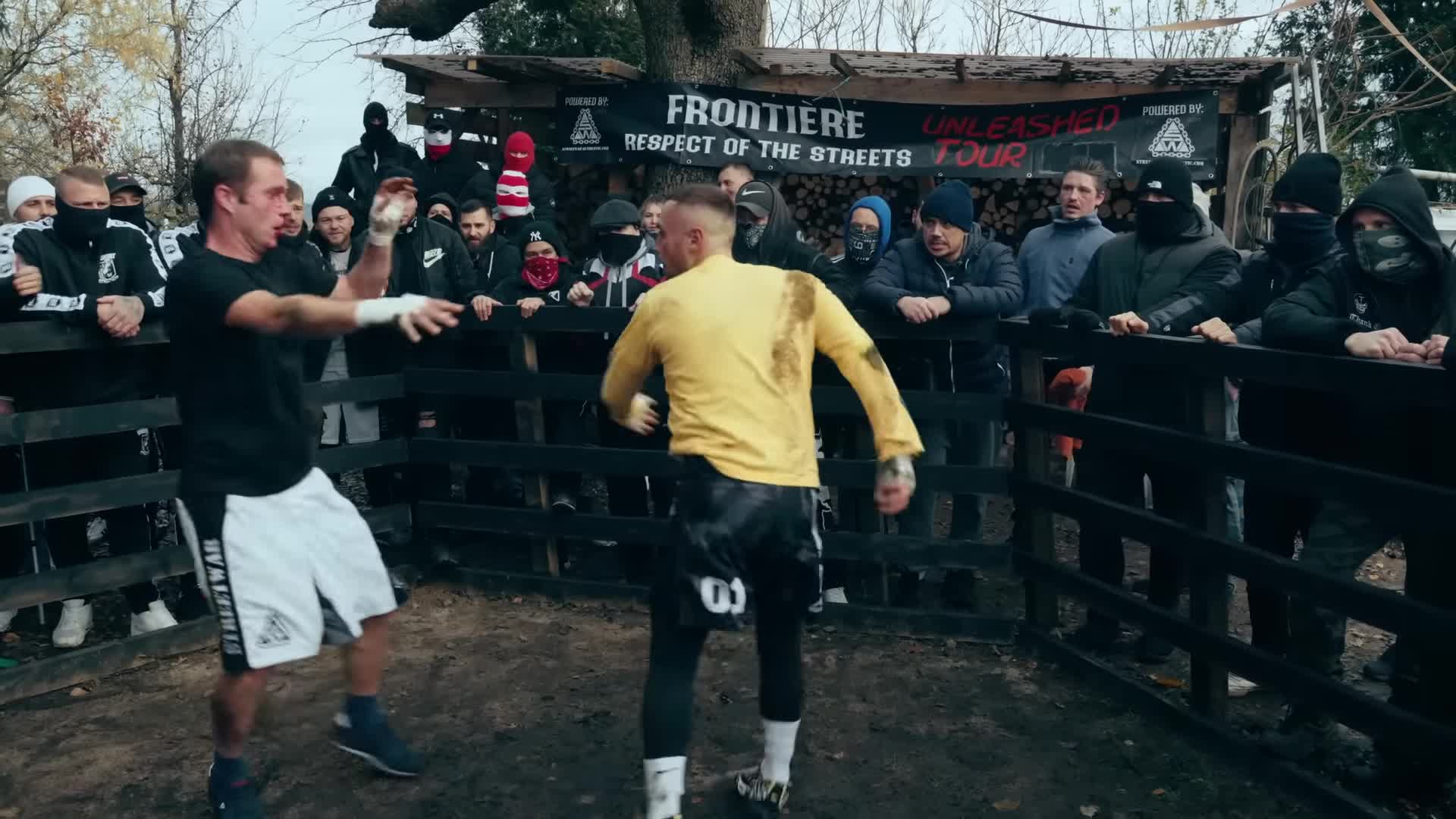 уличная драка массовая. уличные драки видео. уличные драки видео. фабрика футбольных хулиганов дэнни дайер. уличные драки один на один.