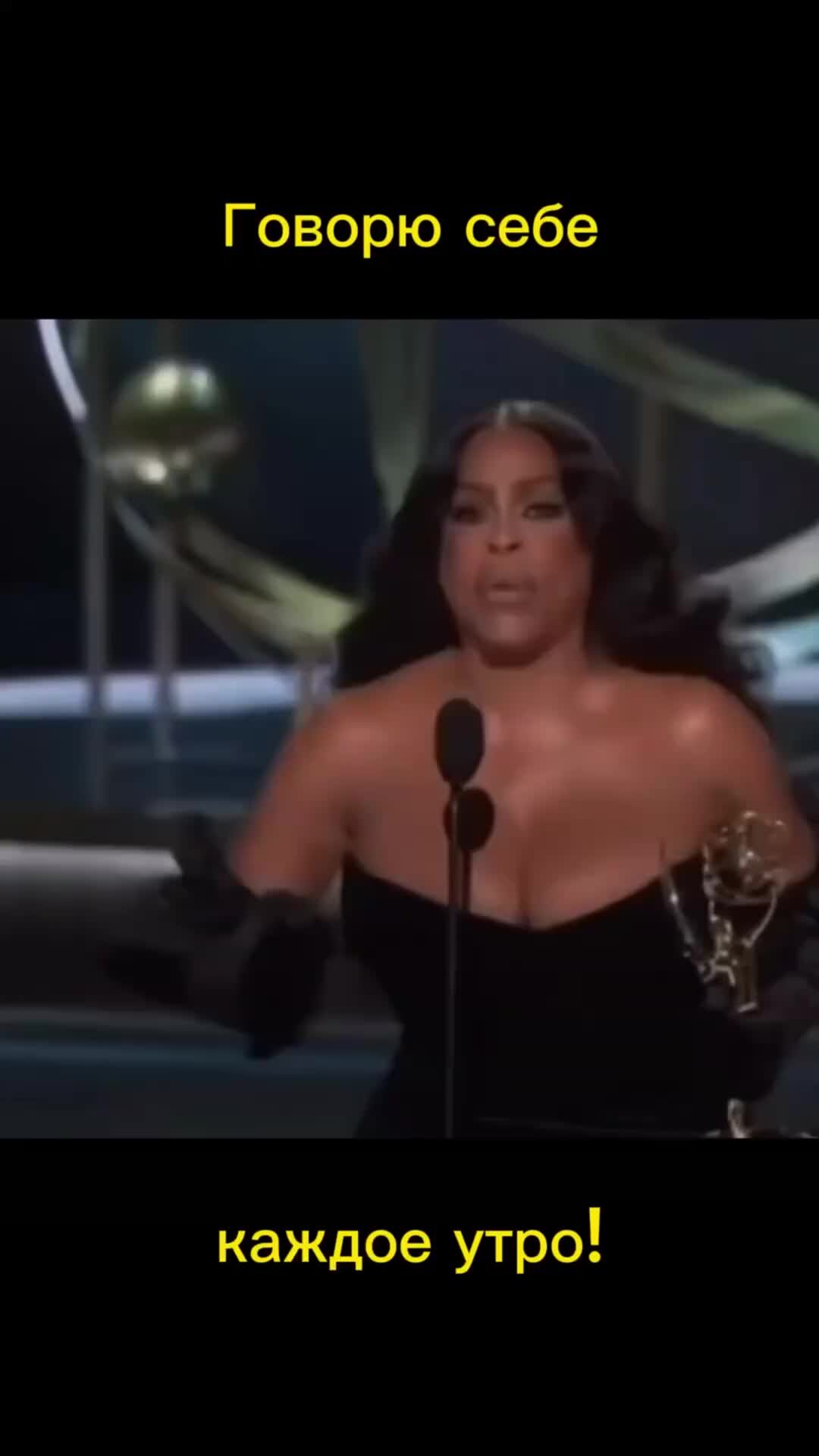 Что сказать девушке утром. Как познакомиться девушк. Что сказать девушке утром. Переписка с девушкой утром. Прикольное общения с девушкой по переписке.