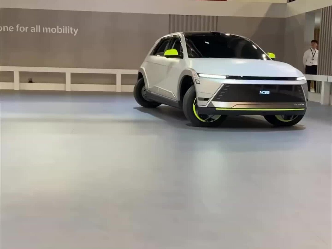 Bugatti 1990 годов. Бугатти 1990. Бугатти 1990-х. Концепт 90. Концепт 90.