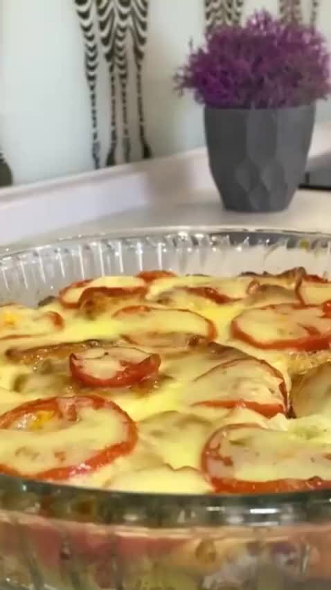 Картофель отварной с зеленью. Картошка айдахо. Картофель блюда. Готовим вместе картошка. Круглая жареная картошка.