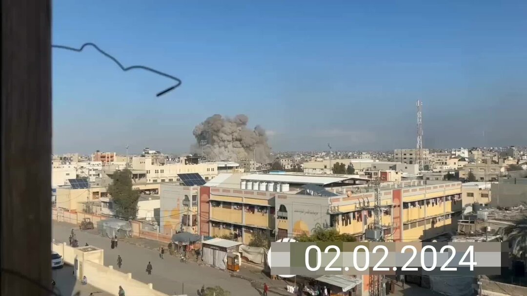 донецк город сильных людей. сильный город. гроза в нью-йорке. ночной волгоград. молния над городом.