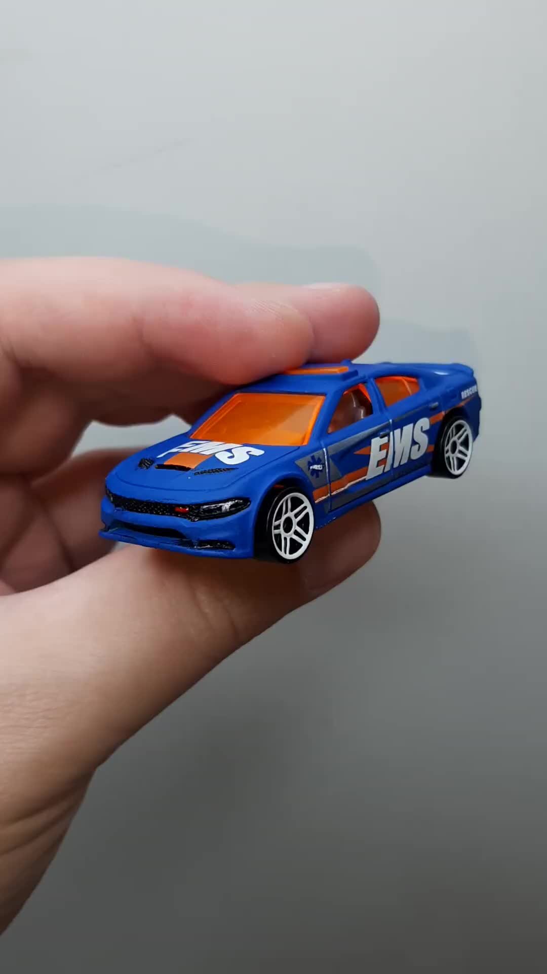 lionstories | Моя коллекция Hot Wheels 2015 Dodge Charger SRT Покупаю  машинки здесь http://www.lionstories.ru/catalog/hot-wheels/ | Дзен