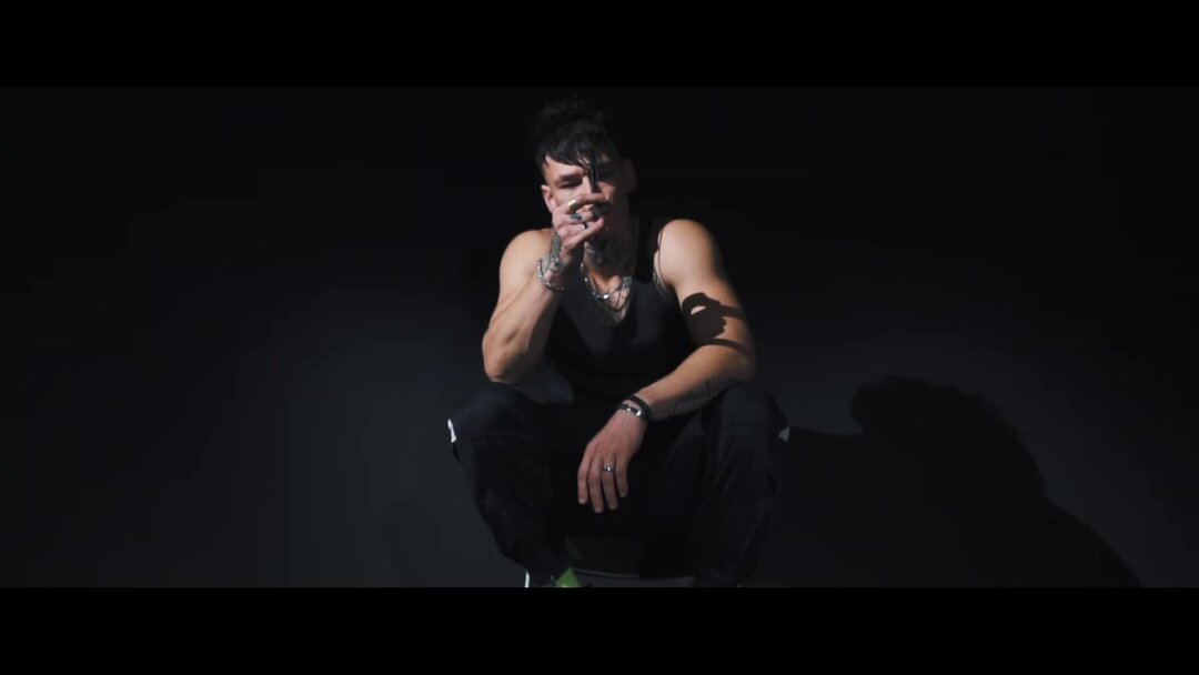 Слушать нилетто еду я на родину. Слушать нилетто еду я на родину. Нилетто 2023. Не лето певец любимка. Нилетто казань.