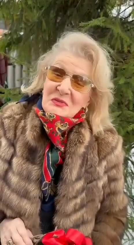 Красивые и умные высказывания. А я не хочу достойно стих. Мотивация на изменение своей жизни. Каждый человек достоин того. Фразы о достойном человеке.