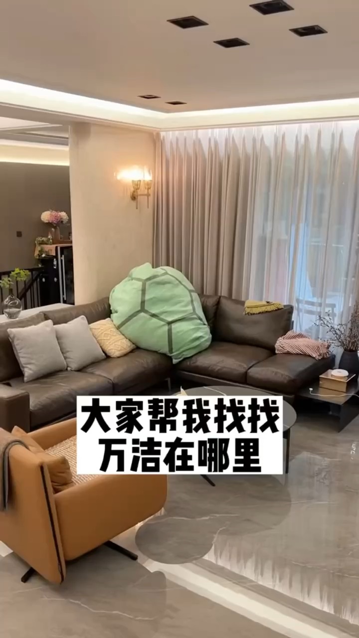 Сухопутная черепаха ареал обитания. Черепаха ест клубнику. Рацион питания черепахи сухопутной. Иловые черепахи (kinosternidae). Какой овощ носит с собой черепаха.