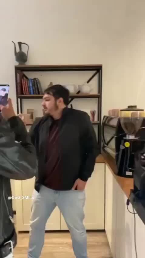 Песня улыбайся мне мой мальчик. Песня улыбка. Улыбайся песня слова. Слова песни улыбка. Текст песни улыбка.