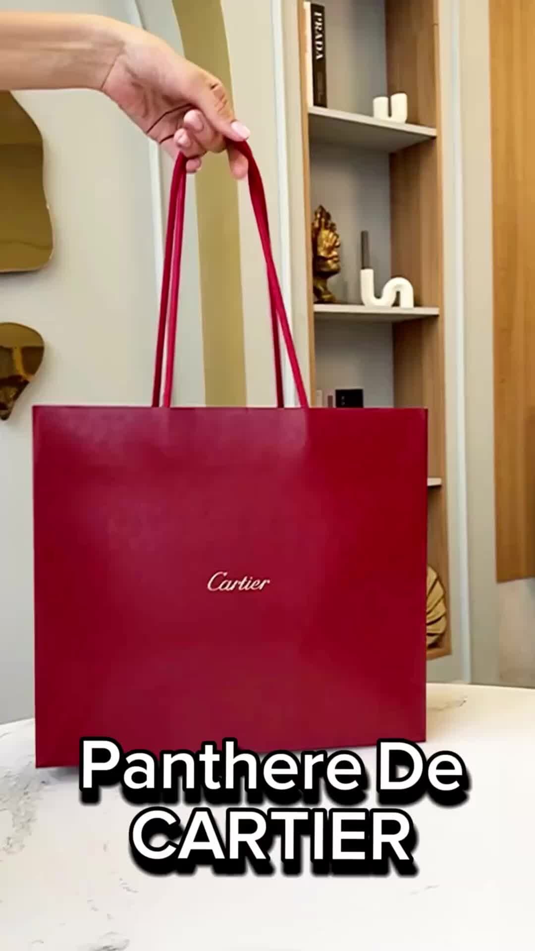 Шопинг брендовые пакеты. Байеры брендов одежды. Байеры брендов одежды. Бренды одежды. Брендовые вещи.