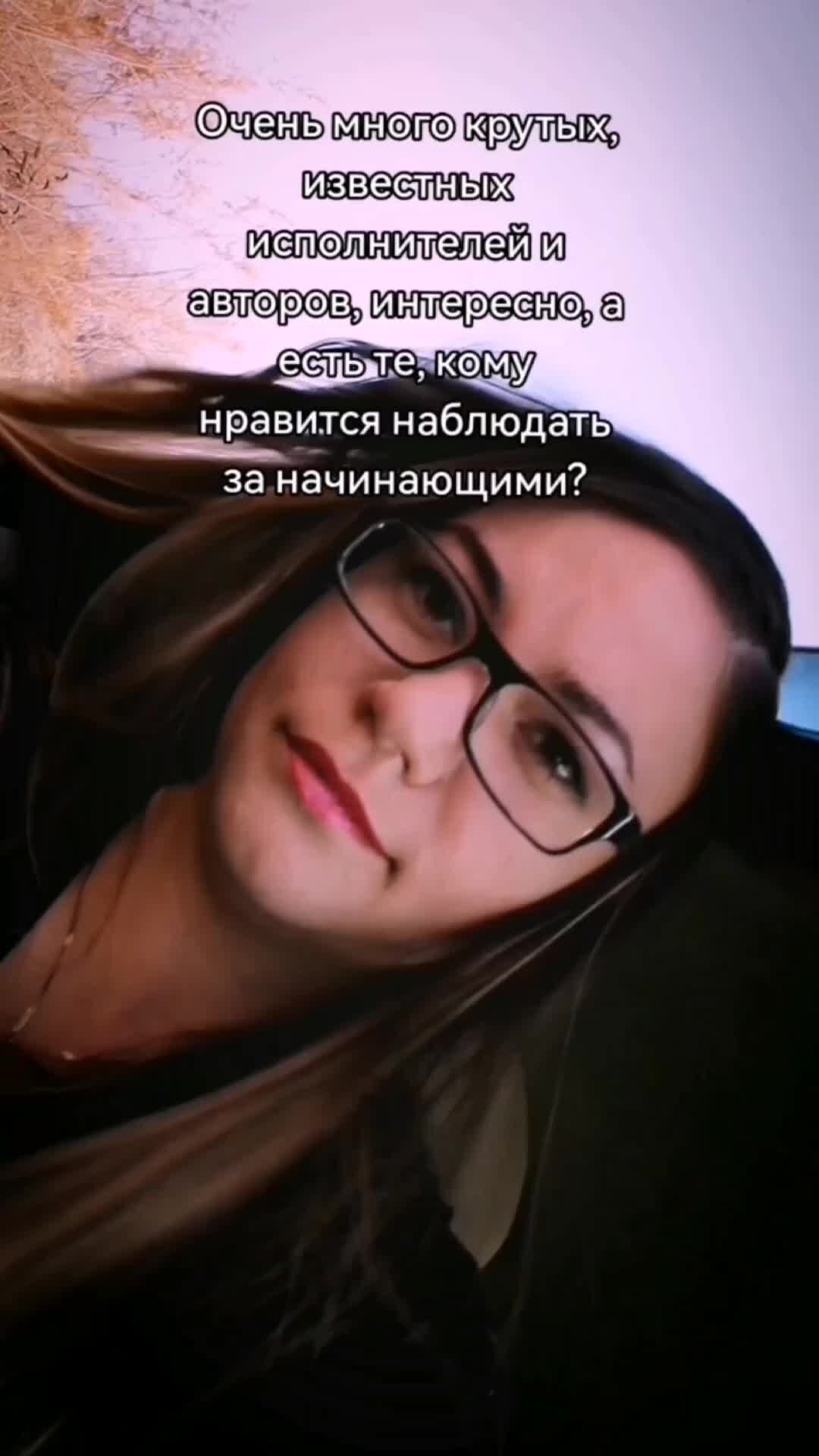 музыкальные картинки. в наушниках картинки. девушка в наушниках. Techno. музыкальные картинки.