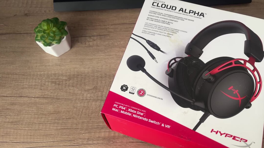 Cloud alpha 2. Хайпер х клауд альфа. Hyperx cloud обзор. Наушники hyperx cloud alpha. Наушники хайпер икс альфа обои.