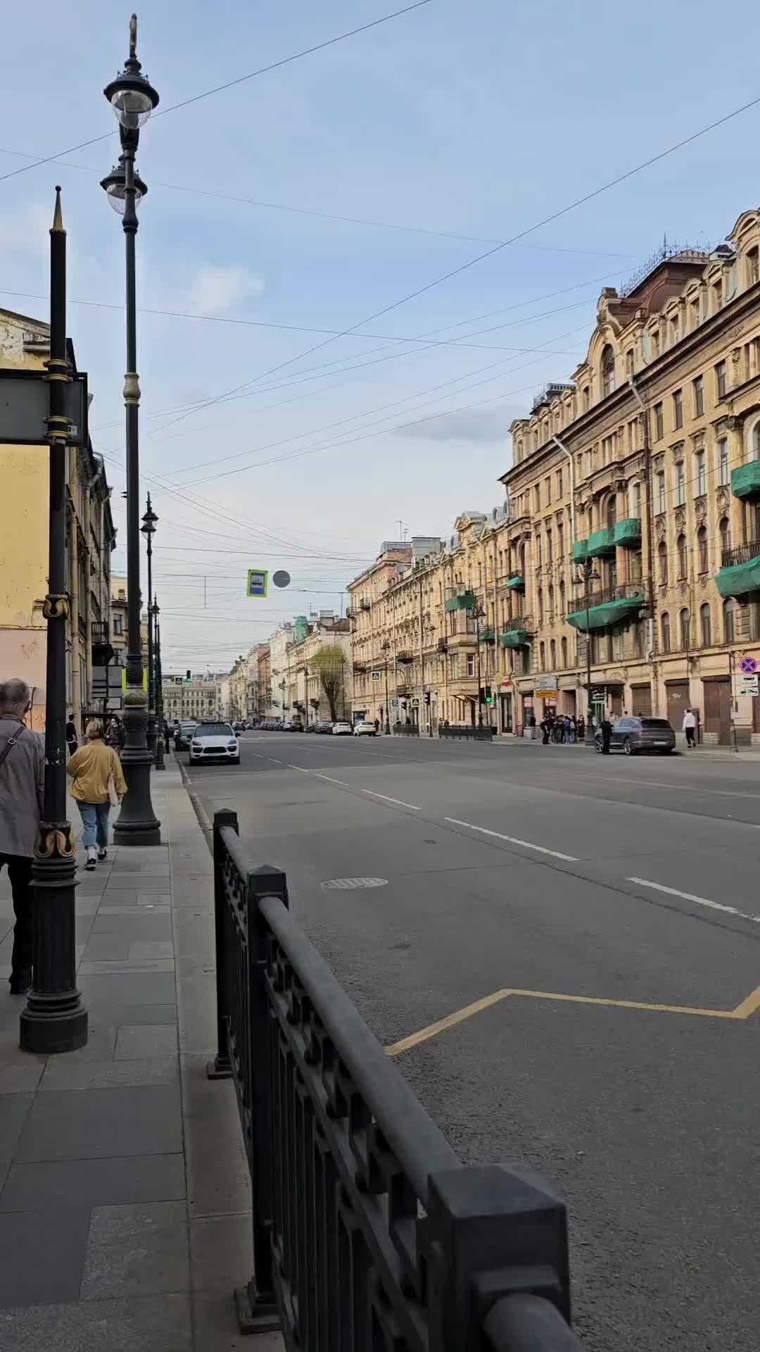 Парадная гостья | Не пропустите! Как выглядит внутри самый красивый дом на  улице Марата в Петербурге? | Дзен