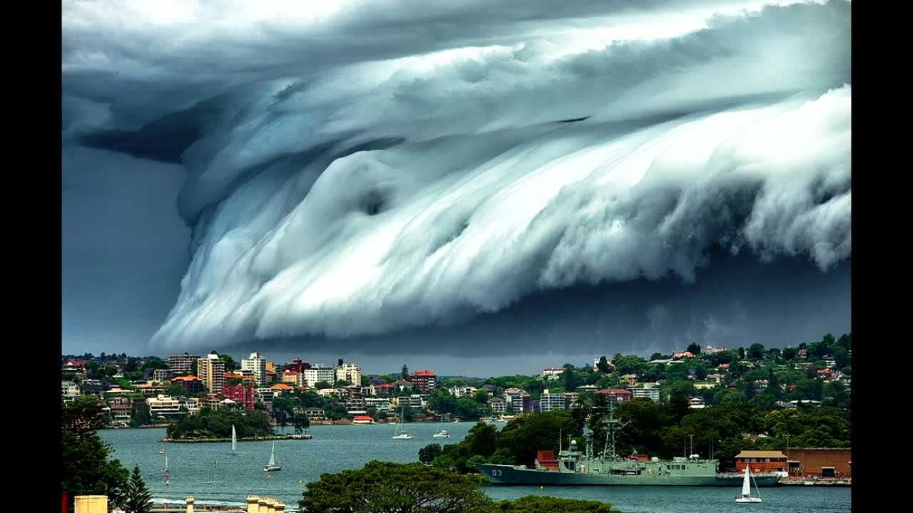 летая в небесах музыка. девушка в облаках. летая в небесах музыка. ангел в небесах.