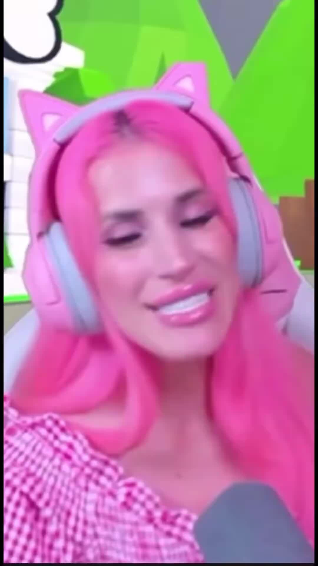 Here's my number so call me maybe. Песня кол ми. Минхо shinee don't call me. Shinee 2023. Песня кол ми.