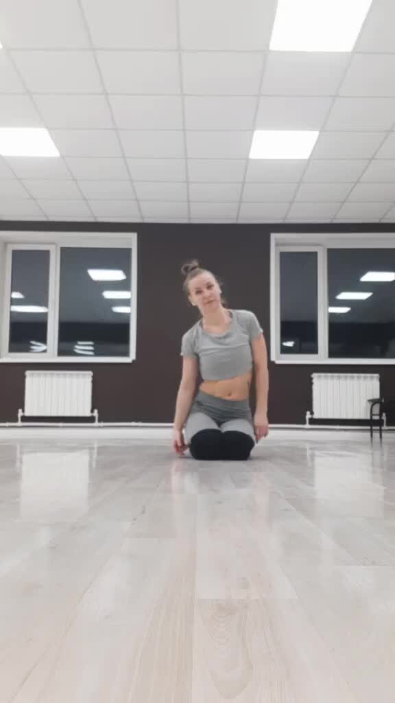 танцы обои. танцы картинки. танцующая девушка рисунок. девичьи танец музыка. танцующая девушка.