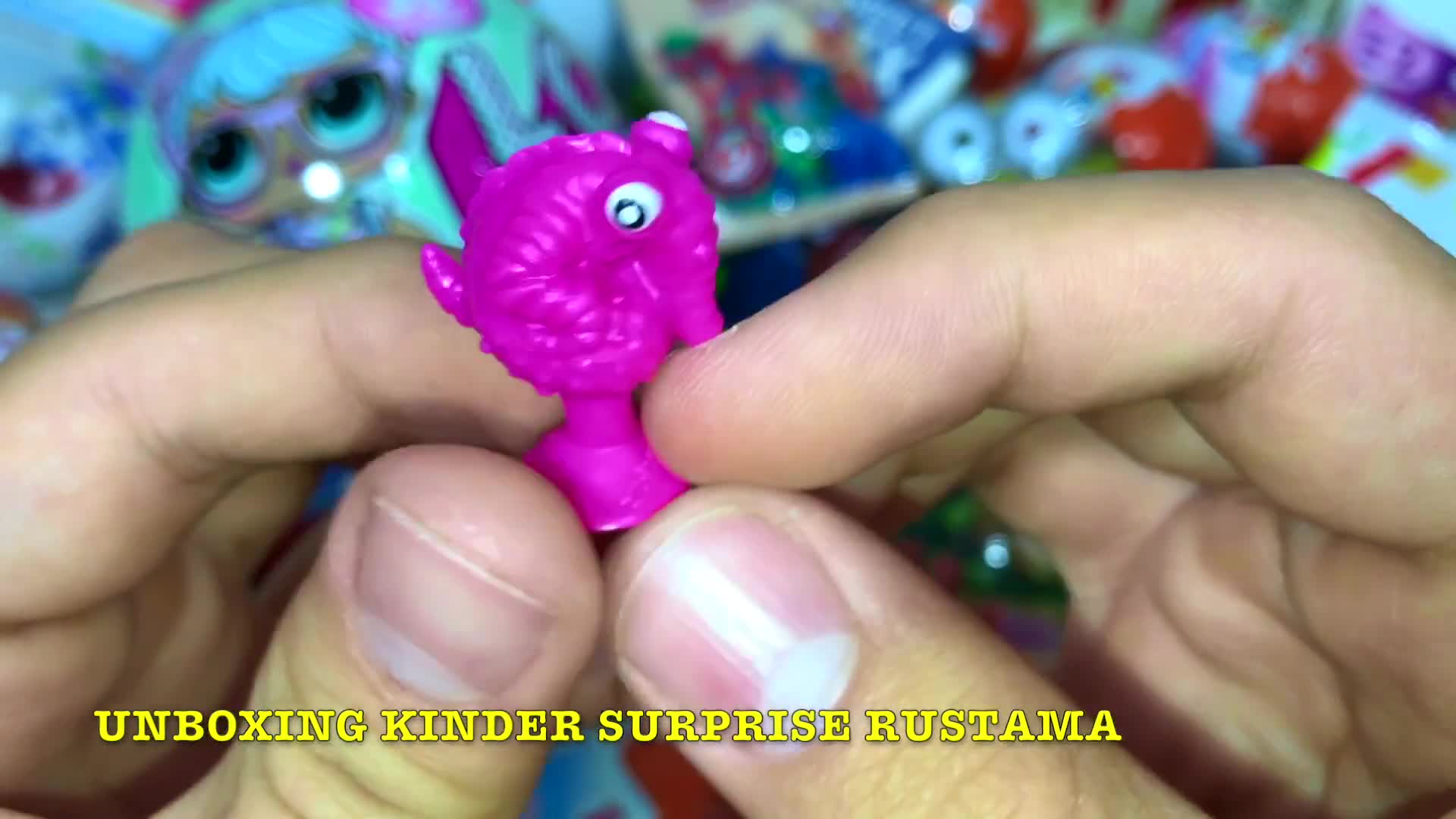 Распаковки разных игрушек. Мистер макс киндер. Распаковки разных игрушек. Мисс кейти киндер сюрприз. Распаковка игрушек tsum tsum.