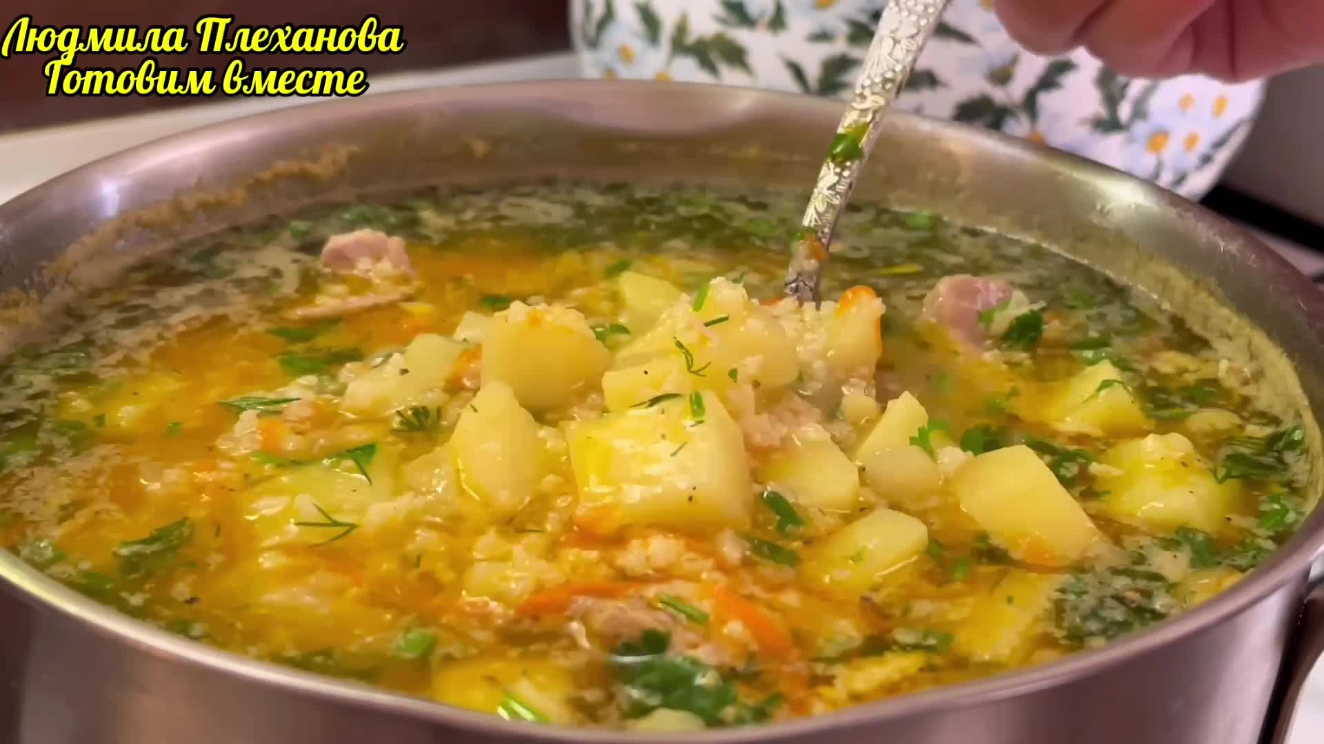 75 грамм муки в столовых ложках. Сколько грамм муки в 1 столовой ложке муки. 5 столовой ложки это сколько грамм. Сколько грамм кукурузного крахмала в 1 столовой ложке. Сколько граммов в столовой ложке таблица.