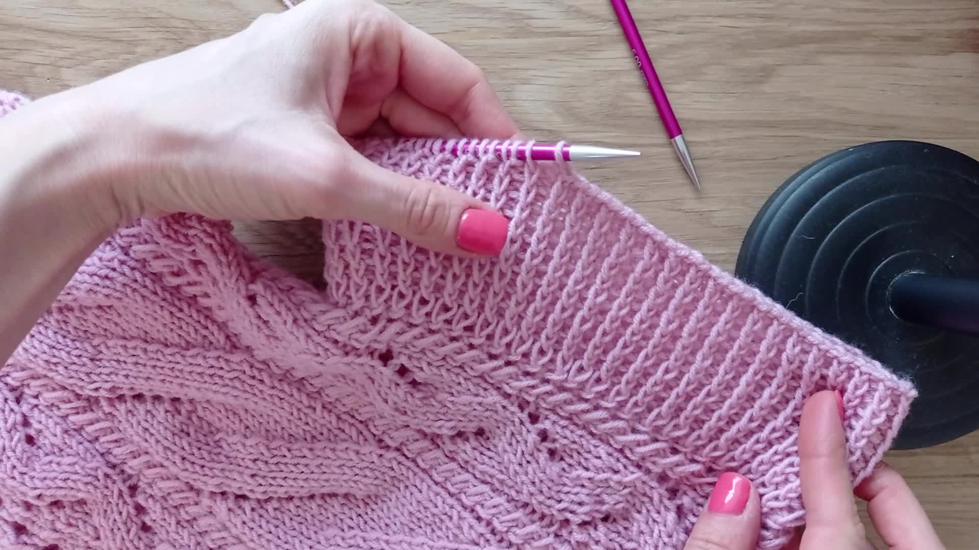 Закрытие петель иглой резинка 2х2 по кругу. Закрытие петель иглой резинка 2х2. Схема закрытия резинки 1х1 иглой. Закрытие петель резинки 1х1 спицами. Закрытие петель полой резинки 1х1 иглой.