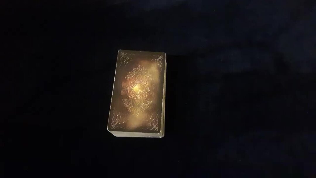 карты гадания с субтитрами. гадать на картах. карта простая. погадать на сегодняшний. гадания на ютубе новинки.