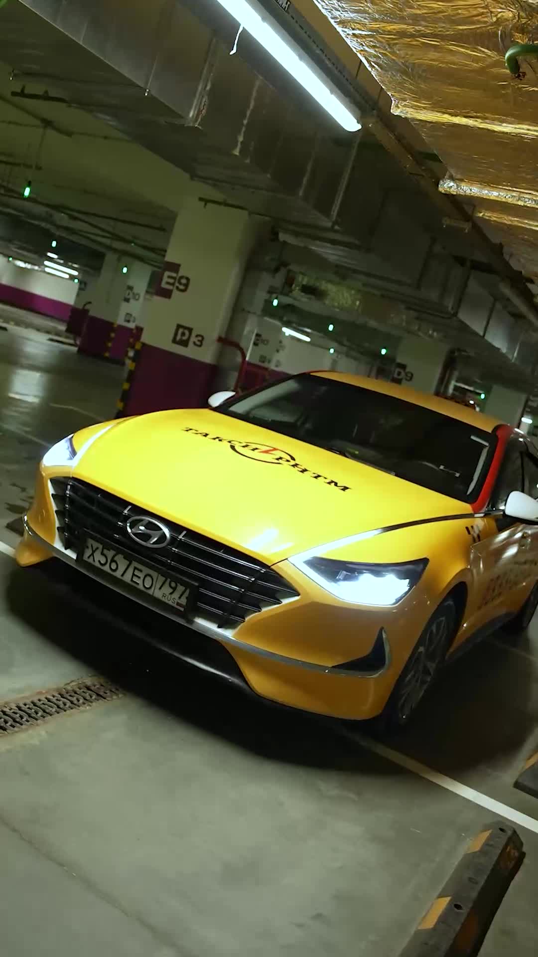 таксопарк. ночное такси. яндекс такси. такси москва. 3-й таксомоторный парк.