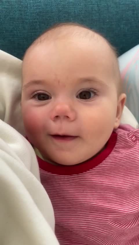 Жизнь месячного ребенка. Новорожденный ребенок. Жизнь месячного ребенка. Дети первого года жизни. 1 месяц ребенку.