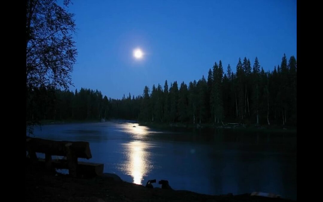Слушать песню луна светила. Романс ночь светла над рекой. Светлая ночь. Ночь светла. Река. Ночь светла над рекой тихо светит.