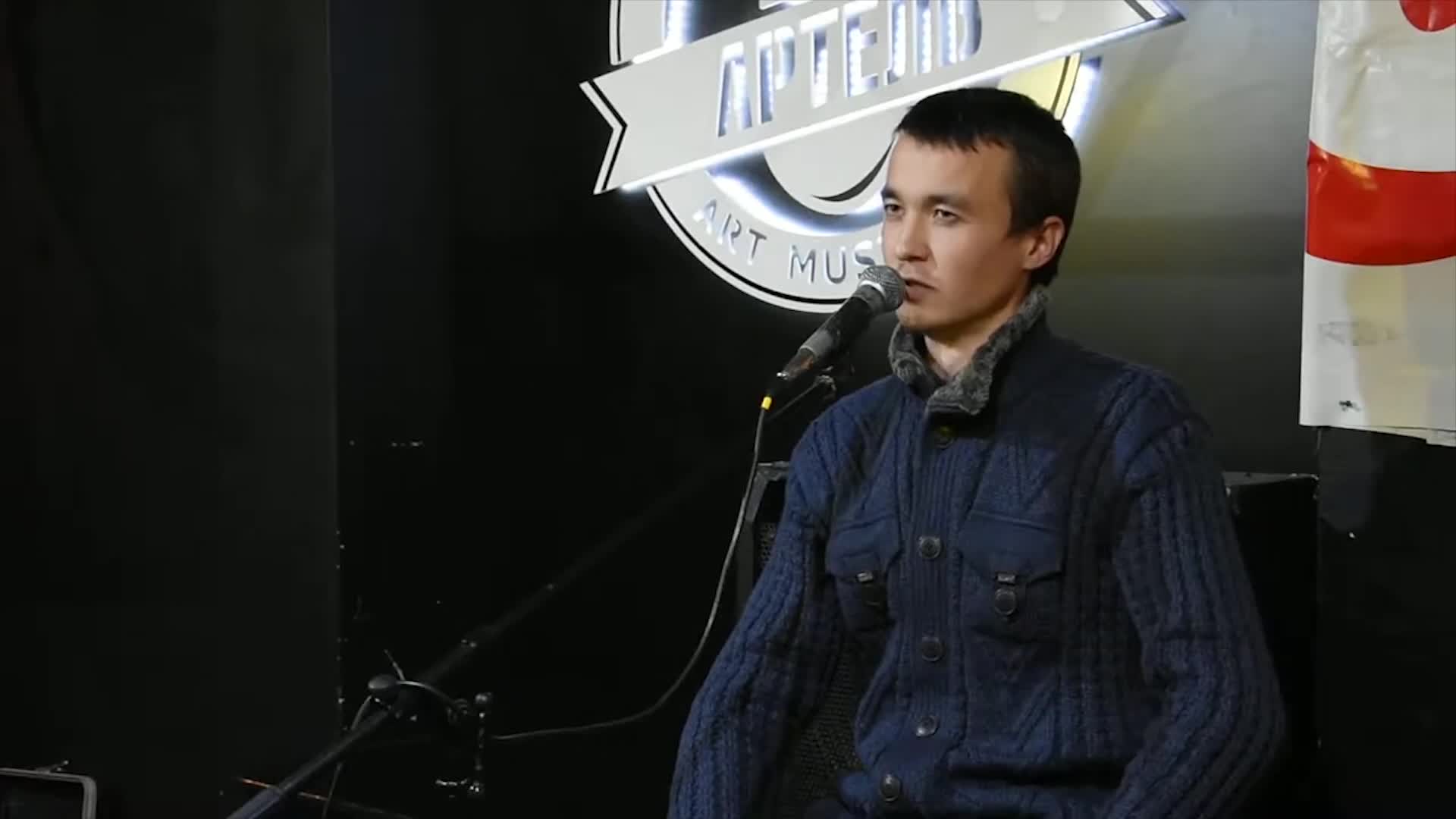 Телеканал экспресс. Телеведущий 1 канала кирилл клейменов. Покровский ведущий 1 канала. Видео новости 2 канал. Видео новости 2 канал.