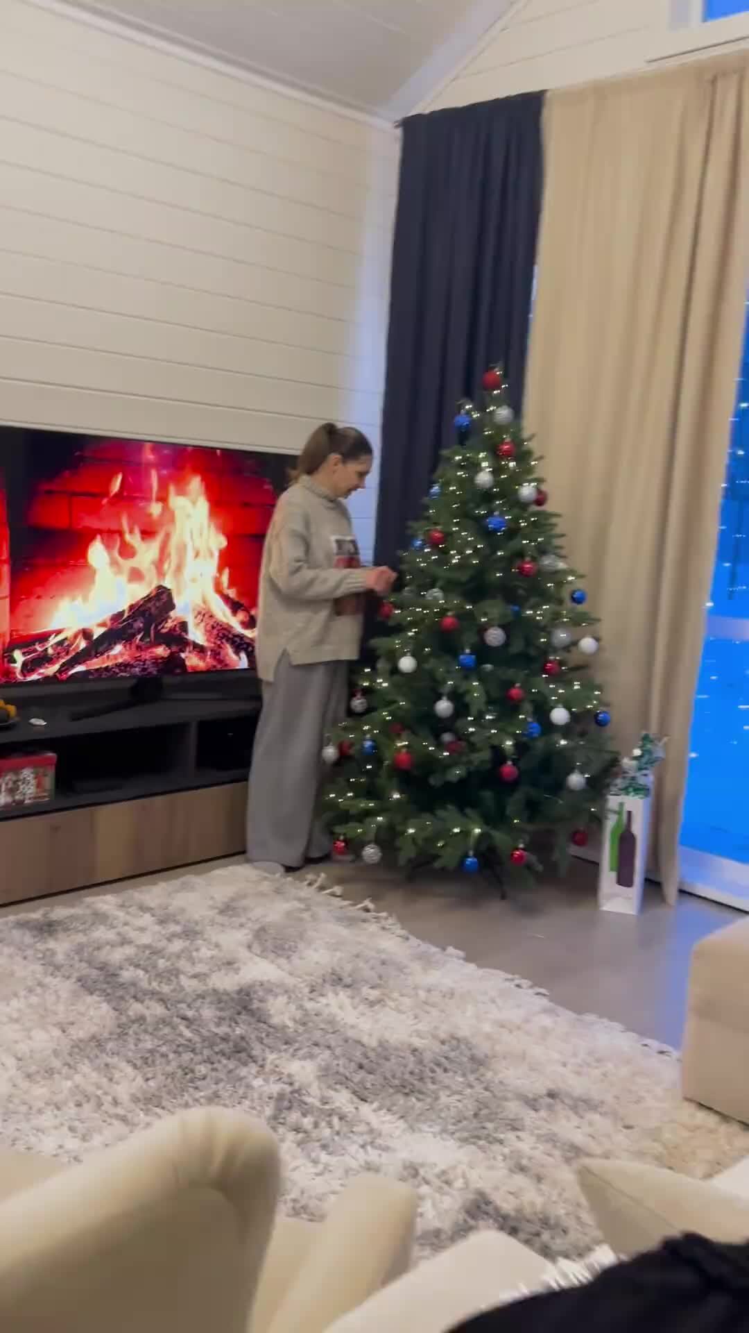 Сукачев ссср. Собчак 2002. Собчак и соболь. Эдуард суровый камеди клаб тимур батрутдинов и харламов. Песня гарика про собчак.