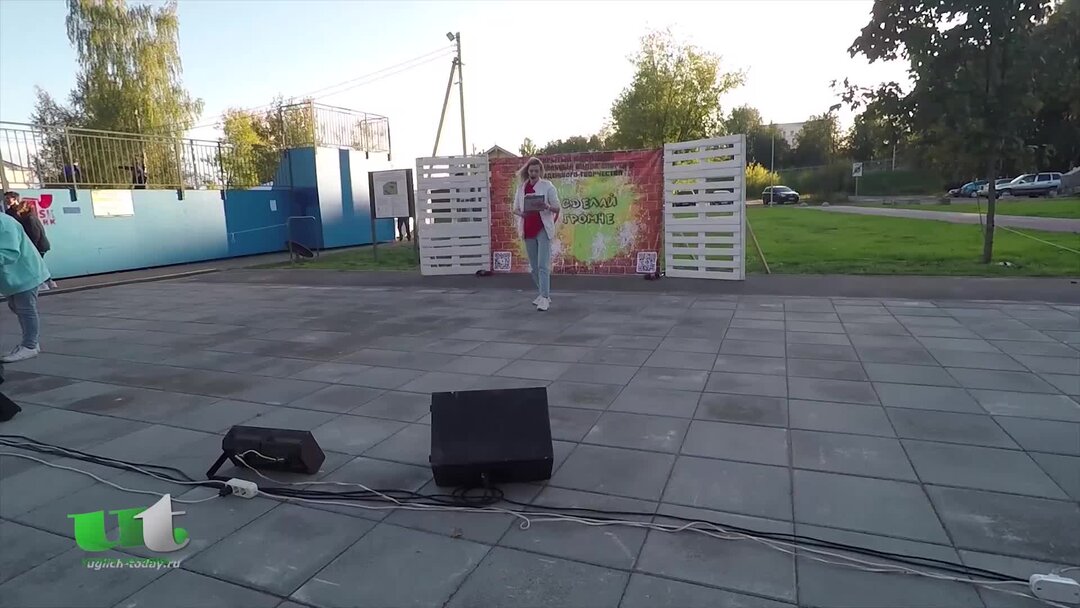 макс барских громче. группа руки вверх сделай погромче. желтая кассета руки вверх. мемы громко. руки вверх 1997.