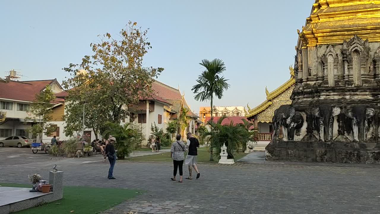 напишите, как называется храм?. христос основание церкви. чины святости святых. формы куполов православных храмов. церковь называется святой потому что.